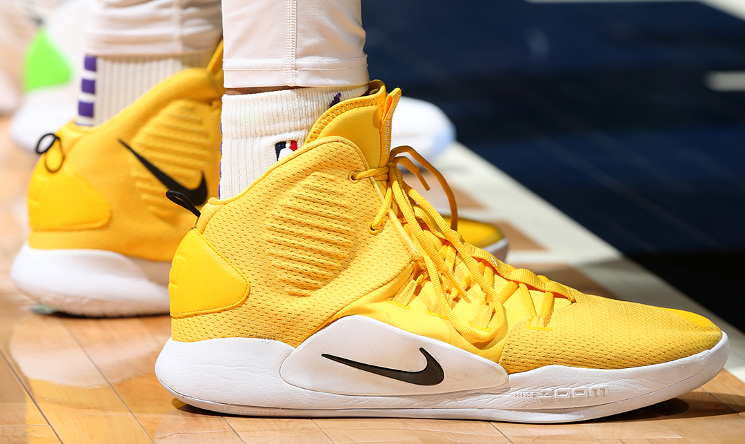 11月22日，在2025华润饮料中超联赛第30轮...（11月22日，2025赛季华润饮料中超联赛第30轮打响）