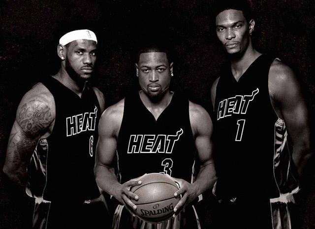 太阳报：帕尔默新女友和前任很像，二人在伦敦冬季乐园同框（英媒《太阳报》：帕尔默现任酷似前任，二人同游伦敦冬季乐园被拍）