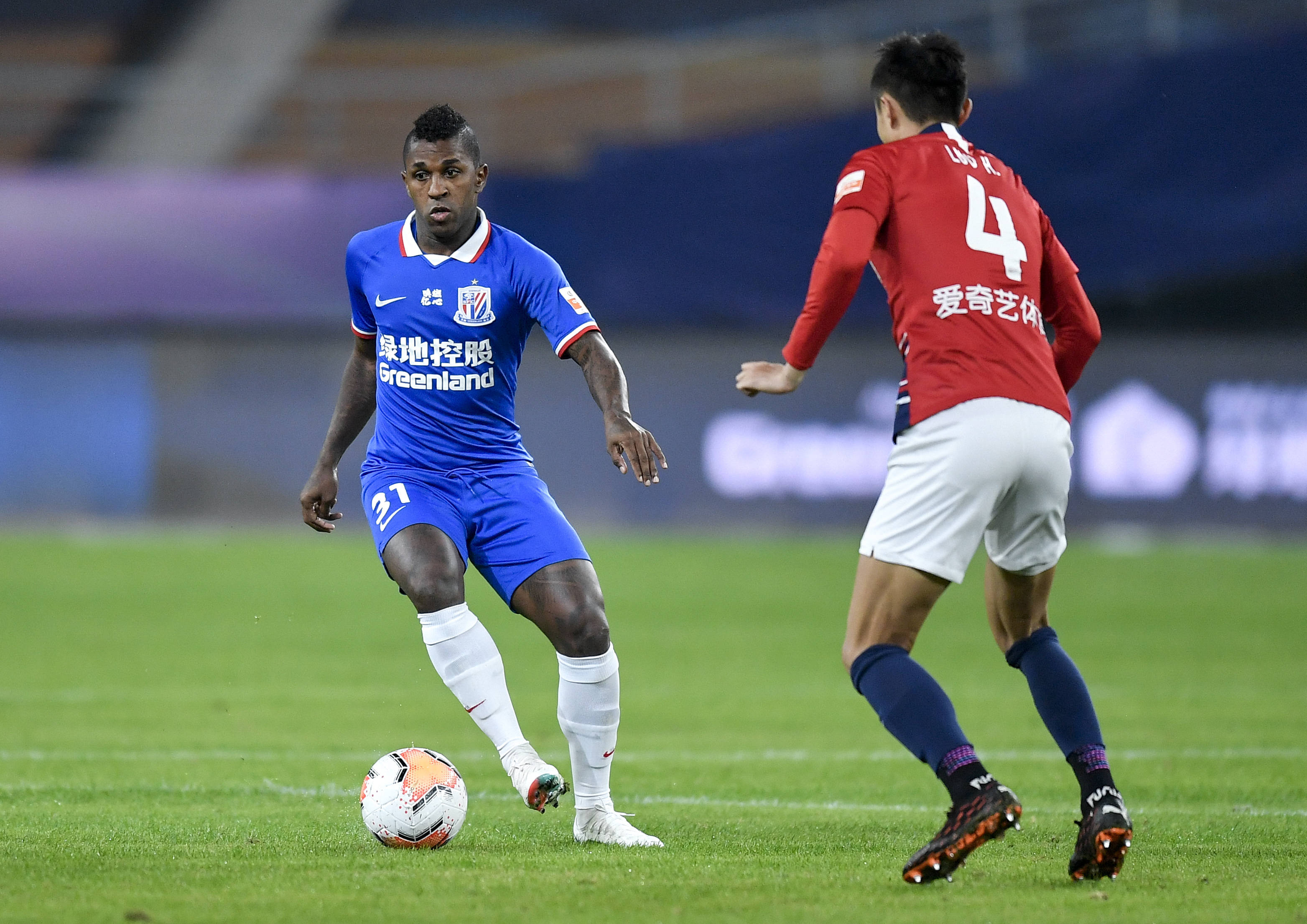 穆帅：我坚信我们还没出局；今天裁判很有风格但水平不高（穆帅：我们尚未出局；今夜裁判有风格但水准一般）