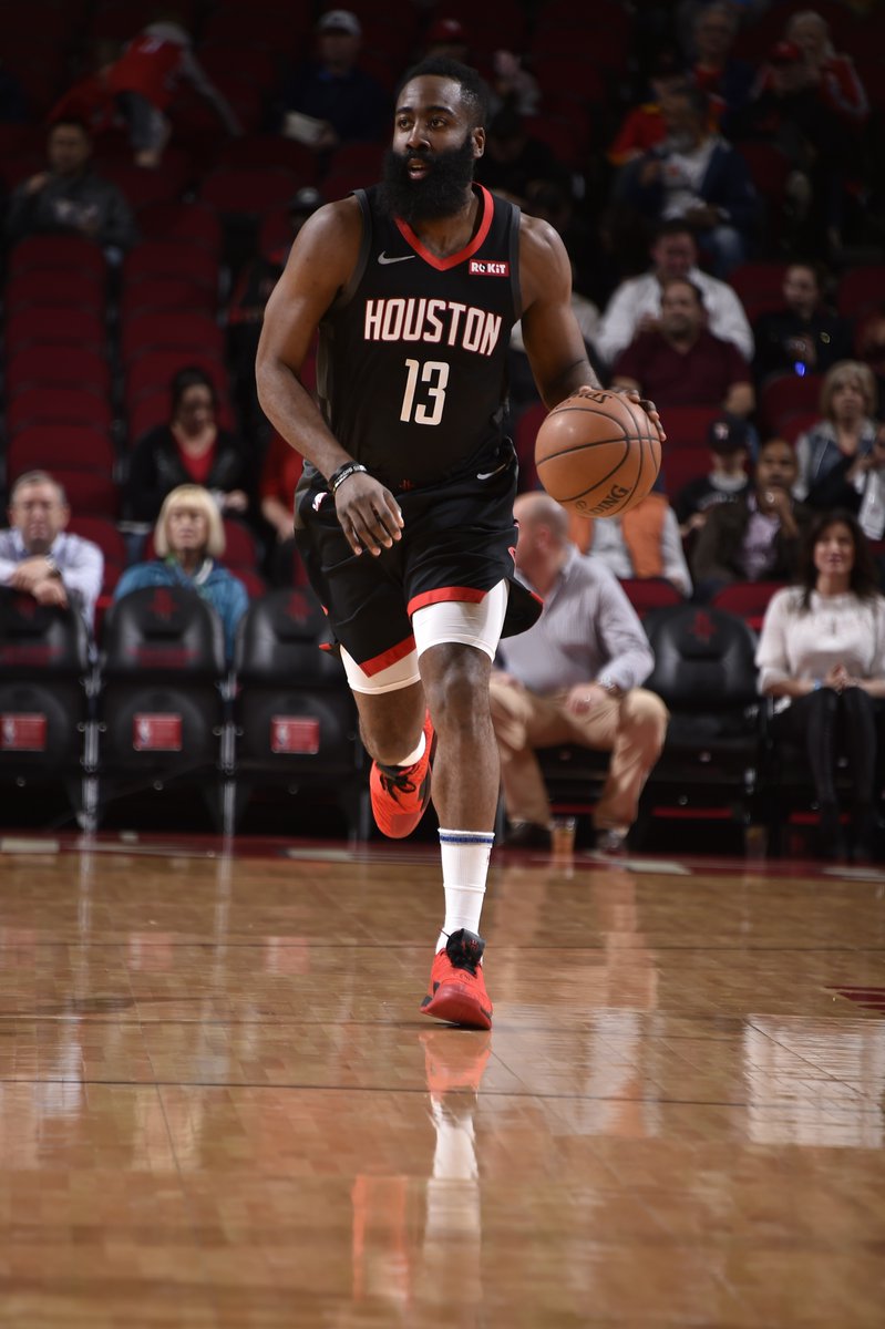 辽宁铁人祝贺重庆铜梁龙冲超：敢打敢拼，晋级中超实至名归（辽宁铁人向重庆铜梁龙致贺：敢打硬仗，晋级中超当之无愧）