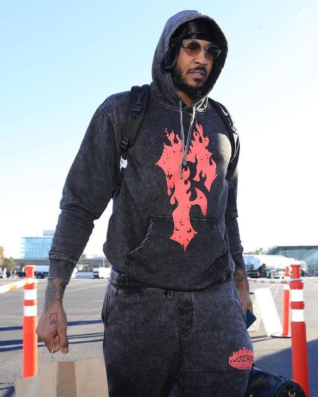 沃尔夫斯堡vs弗赖堡：埃里克森、马耶尔首发，金特尔、霍勒出战（沃尔夫斯堡对阵弗赖堡：埃里克森、马耶尔首发，金特尔、霍勒披挂上阵）