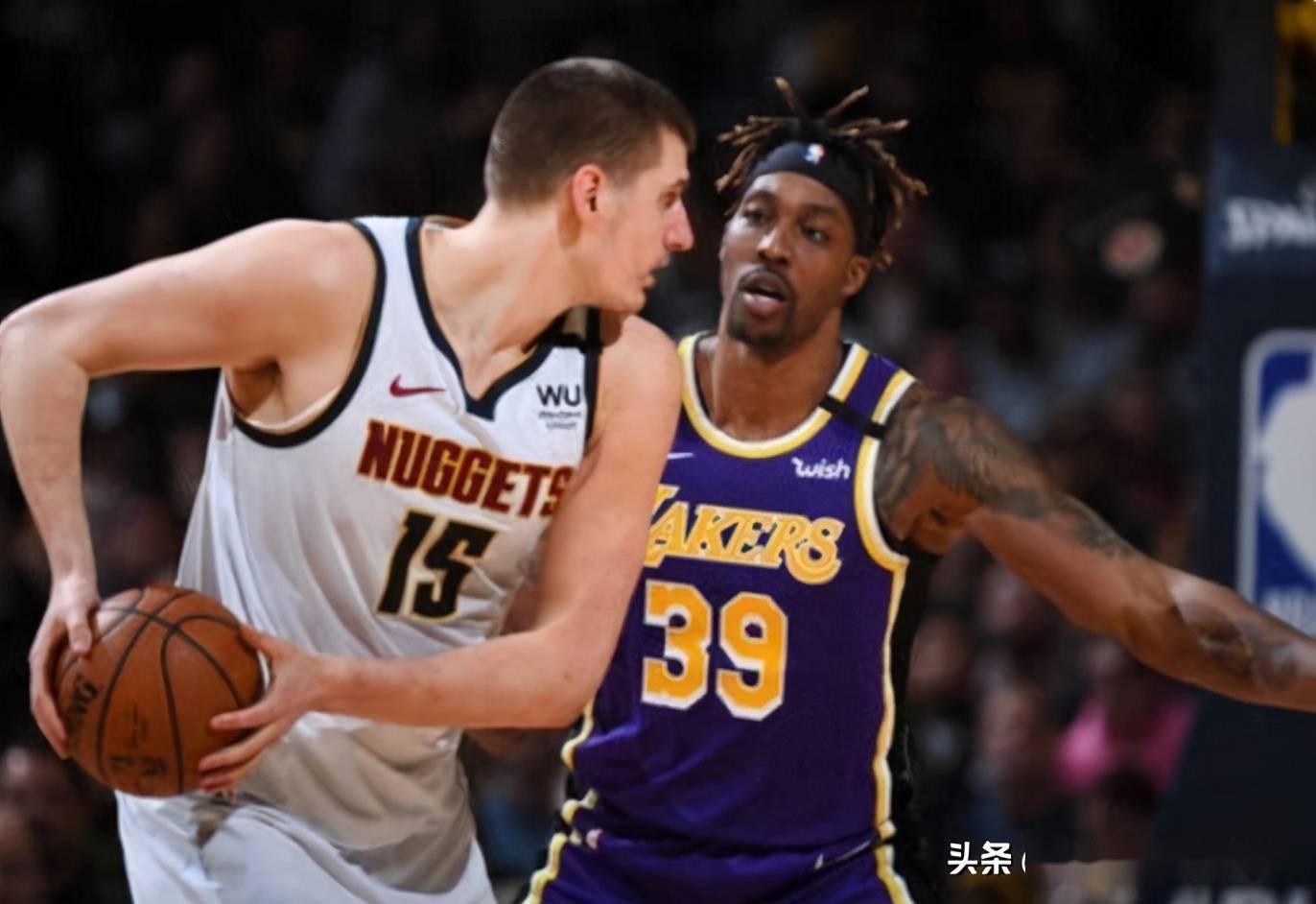 范德萨社媒吐槽：我中场休息去遛了个狗，曼彻斯特发生了什么？（范德萨社媒发声：中场去遛狗回来，曼彻斯特到底发生了啥？）