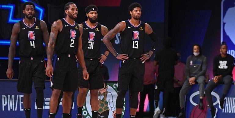 传记作者：亚马尔早期对莱万很不满，后来明白对方是想帮自己（传记作者：亚马尔曾对莱万不满，事后才明白其好意）