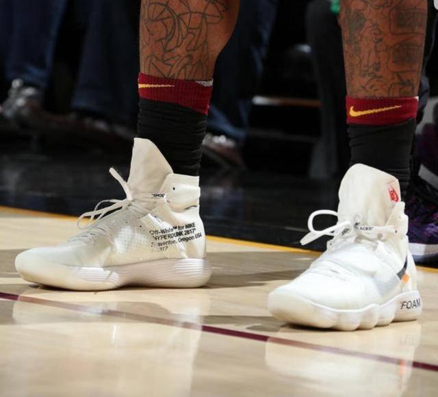 官方：费莱尼加入比甲沙勒罗瓦教练组（官宣：费莱尼出任比甲沙勒罗瓦教练组成员）