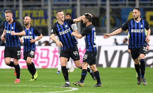 再拿一奖？法媒：登贝莱人在迪拜，是环球足球奖大热门（法媒：登贝莱现身迪拜，成环球足球奖热门人选）