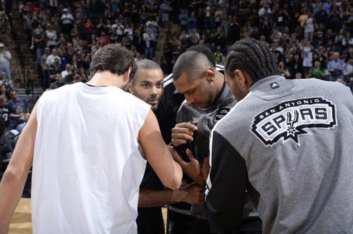 苦寻后悔药！步行者正积极交易中锋以补强特纳离队后的内线（为弥补特纳离队的内线空缺，步行者正积极寻求中锋交易）