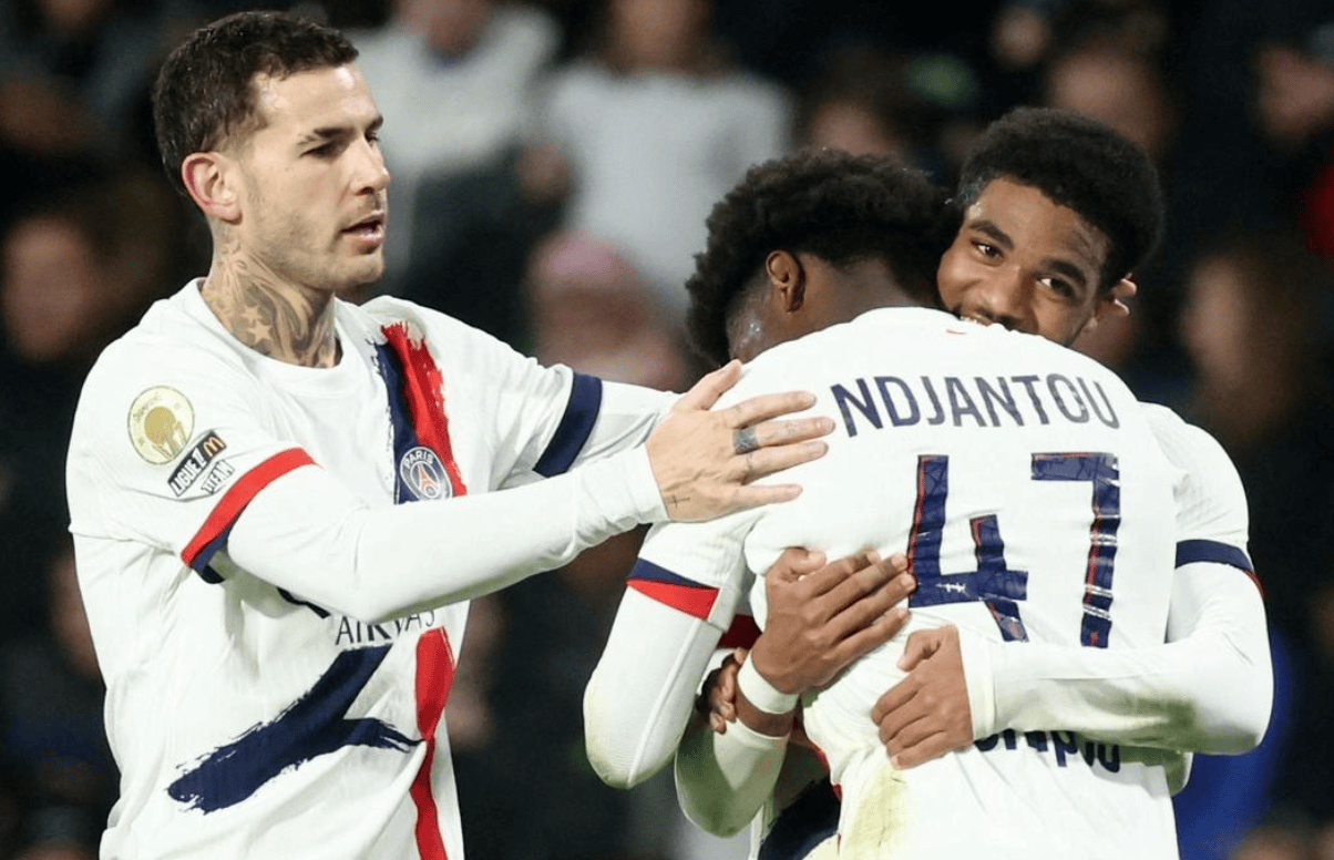 诺伊尔：补时进2球让大家松一口气，是否续约明年3月再考虑（诺伊尔：补时阶段连入两球才松了口气，续约要到明年3月再议）